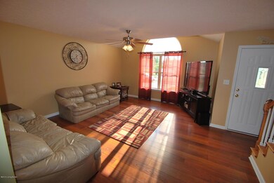 228 Trevor Ct, Mount Washington, KY 40047 - photo 5