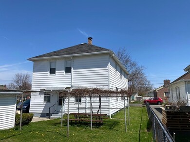 43-45 Pine St, Ludlow, MA 01056 - photo 3