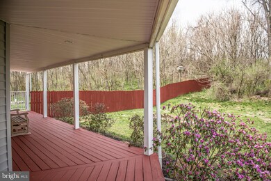 16424 Woburn Rd, Sharpsburg, MD 21782 - photo 4