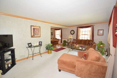 9851 Drury Ln, Westchester, IL 60154 - photo 3