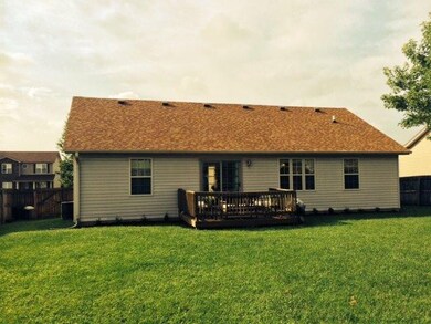 2247 Clearwater Dr, Lawrenceburg, KY 40342 - photo 2