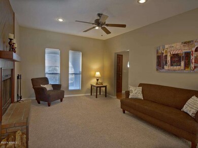 003_Living Room