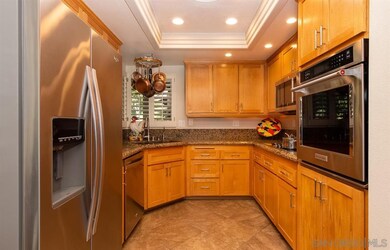 8677 Circle r Course Ln, Escondido, CA 92026 - photo 7