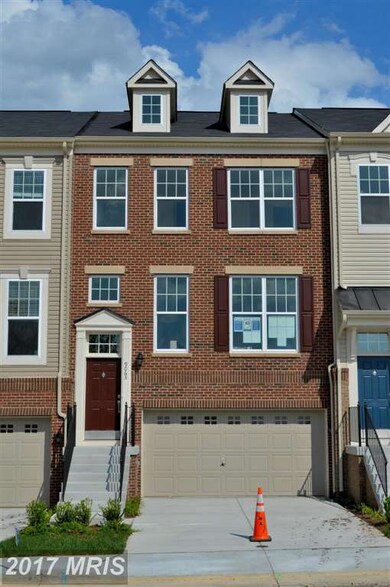 9063 Isabel Ln, Manassas Park, VA 20111 - photo 2