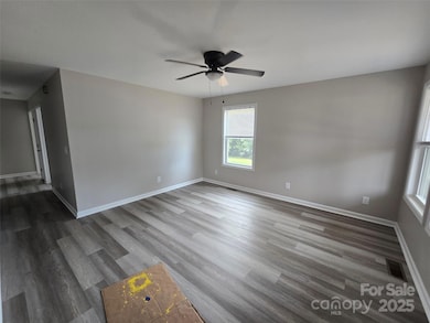 205 W Roswell St, Troy, NC 27371 - photo 4