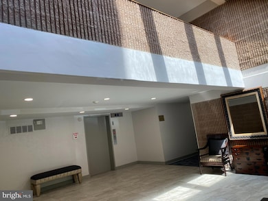 2903 Fallstaff Rd unit 302, Baltimore, MD 21209 - photo 3