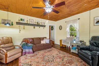 6842 Welborn Rd, Trinity, NC 27370 - photo 7