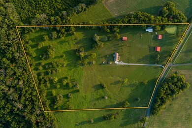 383 Charlie Russell Rd, Shelbyville, TN 37160 - photo 2