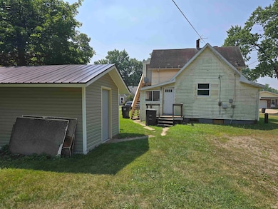 1118 Cedar St, Elkhart, IN 46514 - photo 4