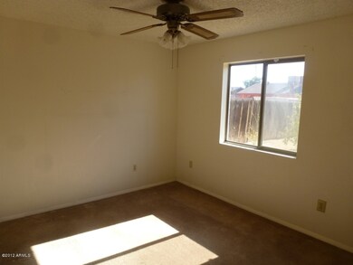 1814 N 54th Ln unit 10, Phoenix, AZ 85035 - photo 7