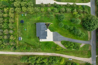 3811 Peach Ridge Ave NW, Grand Rapids, MI 49544 - photo 4