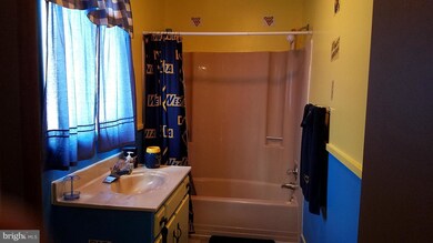 826 Pioneer Trail, Great Cacapon, WV 25422 - photo 5