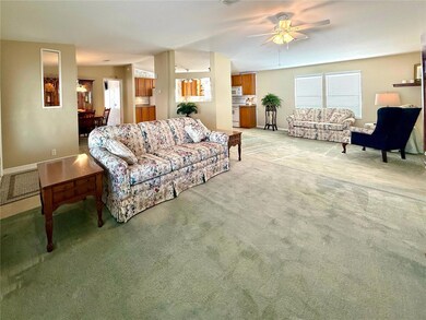 250 S Port Royal Ln, Apollo Beach, FL 33572 - photo 2