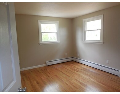 393 Cherry St, Holyoke, MA 01040 - photo 4