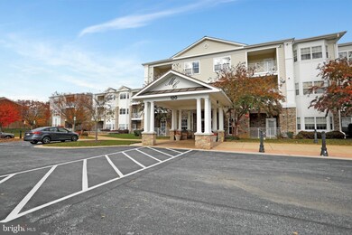 Mill Crossing unit 200, Frederick, MD 21702 - photo 2