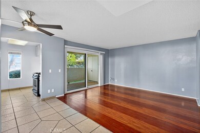 2554 Olive Dr unit 165, Palmdale, CA 93550 - photo 3