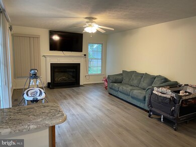 23188 Cherry Hill Ct, California, MD 20619 - photo 2