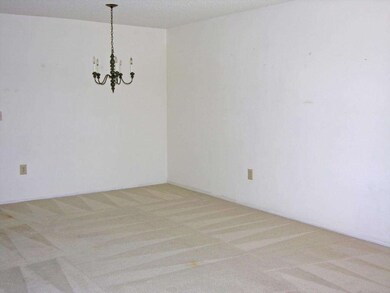 10877 W Santa fe Dr, Sun City, AZ 85351 - photo 3