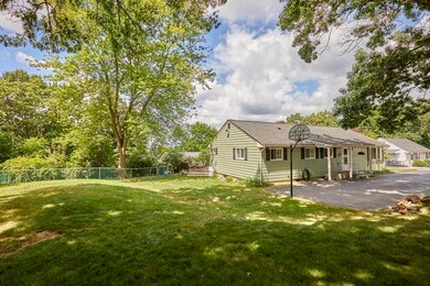 13 Blueberry Hill Rd, Woburn, MA 01801 - photo 4