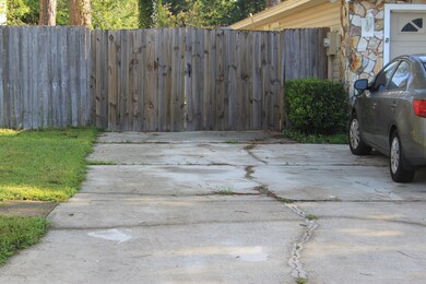 7825 Duckwood Ln, Jacksonville, FL 32210 - photo 5