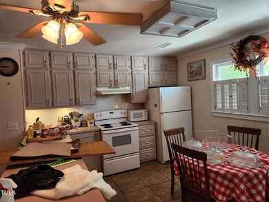 570 West St, Pittsboro, NC 27312 - photo 3