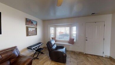 2856-N-Clark-Pkwy-02092022_103010