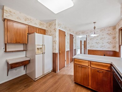 2564 Lamplighter Ln, Bloomfield Hills, MI 48304 - photo 4