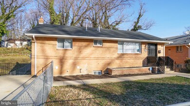 607 Elfin Ave, Capitol Heights, MD 20743 - photo 2