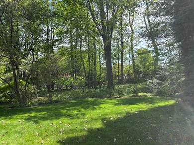 458 Steeple Chase Ct, Bloomfield Hills, MI 48304 - photo 2