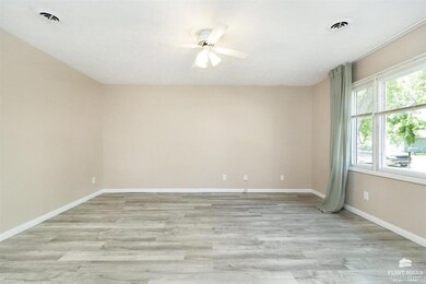 2433 Buttonwood Dr, Manhattan, KS 66502 - photo 6