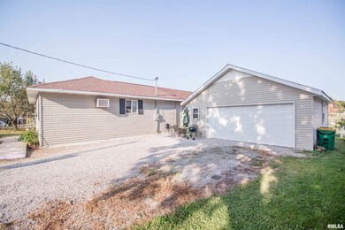 1804 15th St, Viola, IL 61486 - photo 3