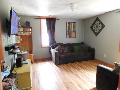 573 West St, Logan, OH 43138 - photo 7