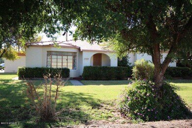 1737 E Osborn1
