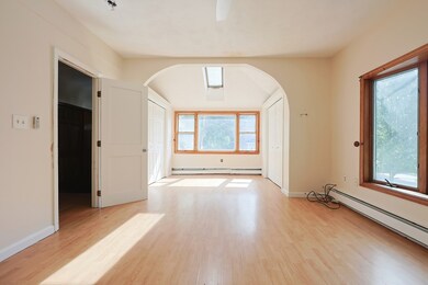 21 Claremont St, Malden, MA 02148 - photo 5