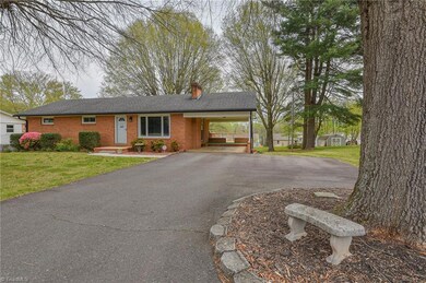 Extra parking spaces along driveway
