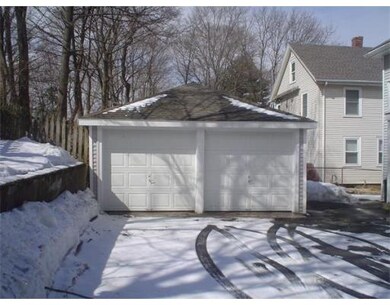 27 President St unit 27A, Lynn, MA 01902 - photo 3