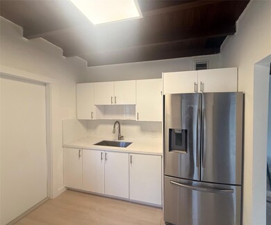 6411 SW 63rd Ct, South Miami, FL 33143 - photo 6