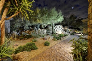 Front_Courtyard