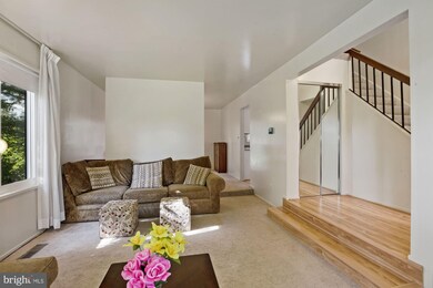 20500 Aspenwood Ln, Montgomery Village, MD 20886 - photo 4