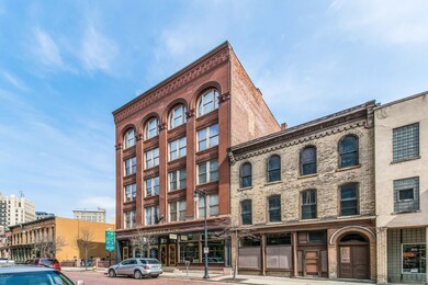 002-Exterior-3860917-large