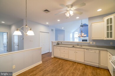 1074 Bordeaux Ln, Pennsburg, PA 18073 - photo 7