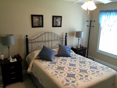 2552 Saddleback Dr unit A, Winterville, NC 28590 - photo 4