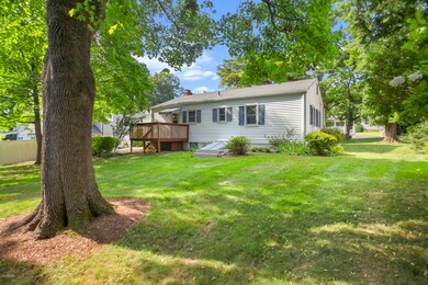 6 Robin Pl Old Greenwich CT-print-005-00