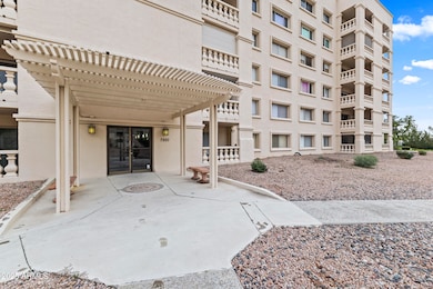 Scottsdale Shadows unit B303, Scottsdale, AZ 85251 - photo 4