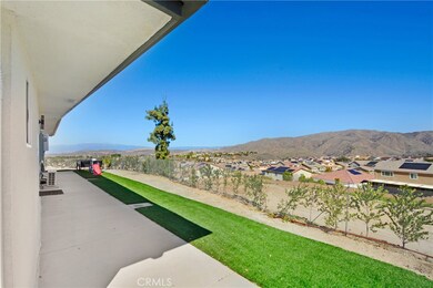 26346 Pawpaw Ct unit 1, Corona, CA 92883 - photo 2