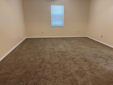 1906 Linn St, Poplar Bluff, MO 63901 - photo 5