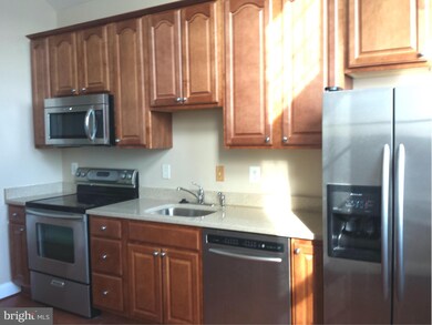 601 7th St unit 404, Laurel, MD 20707 - photo 2