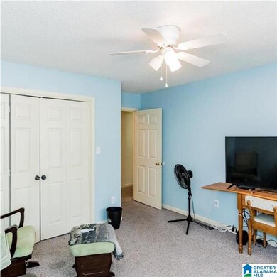 1410 7th Way Cir, Pleasant Grove, AL 35127 - photo 7