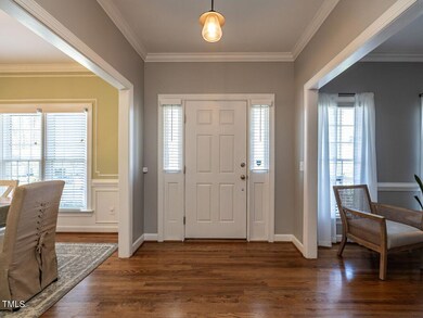 005-1280x960-foyer