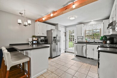 5 Beech St, Townsend, MA 01469 - photo 6